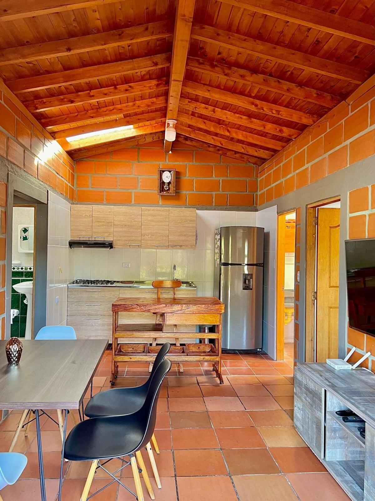 Next To The Airport - Cute Home Rionegro Exterior foto